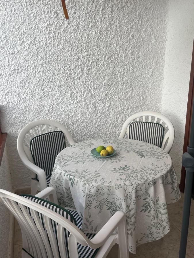 Appartamento Juncos I San Bartolomé Esterno foto